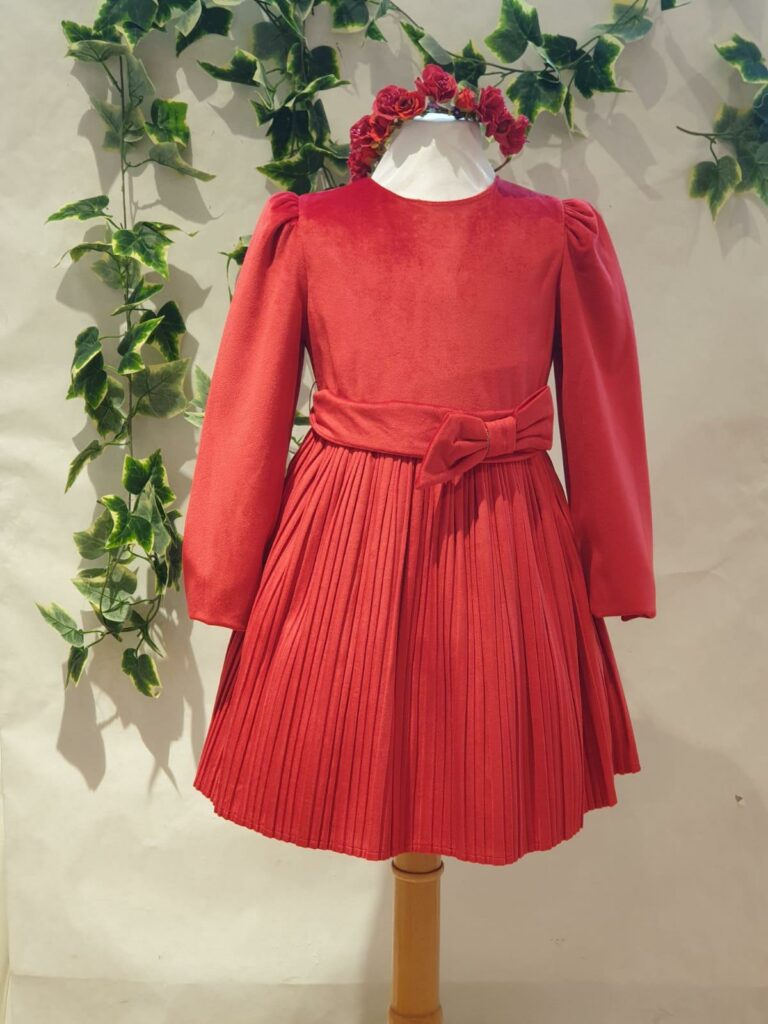 Robe Fille Okaidi 6 Ans - Rouge Velours Avec Capuche - Collection Fêtes Hiver - Occasion Très Bon état