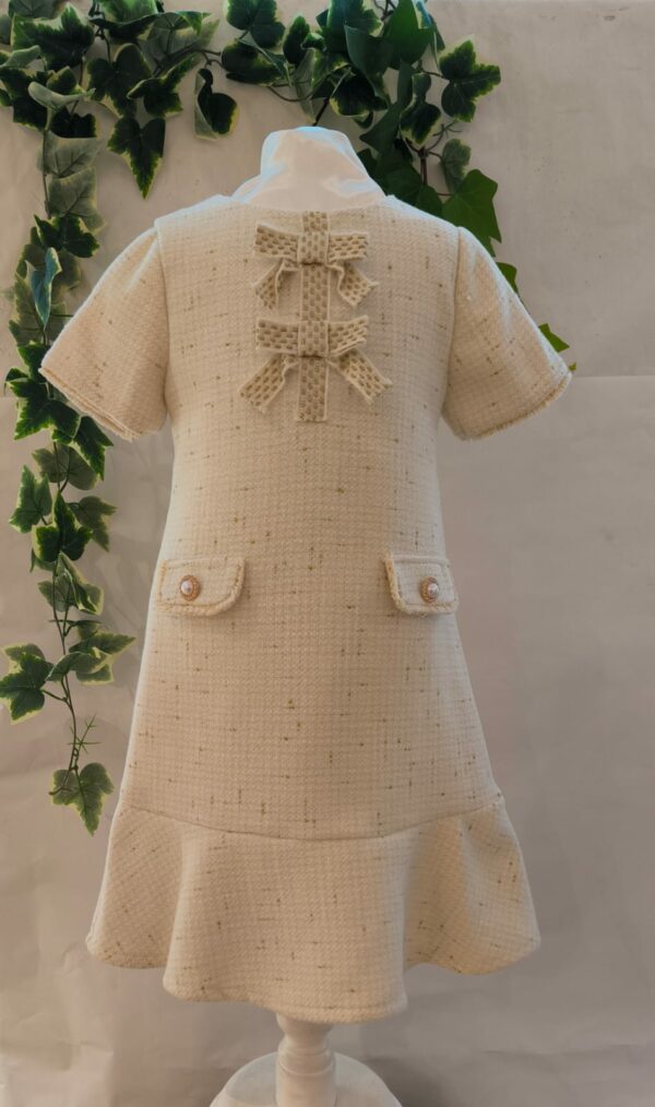 Robe Patachou écru doré du 4 ans au 14 ans 100 euros